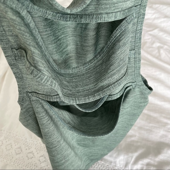 Rainbeau SMALL Open Back Crop Active Athletic Tank Top Green - Picture 4 of 4